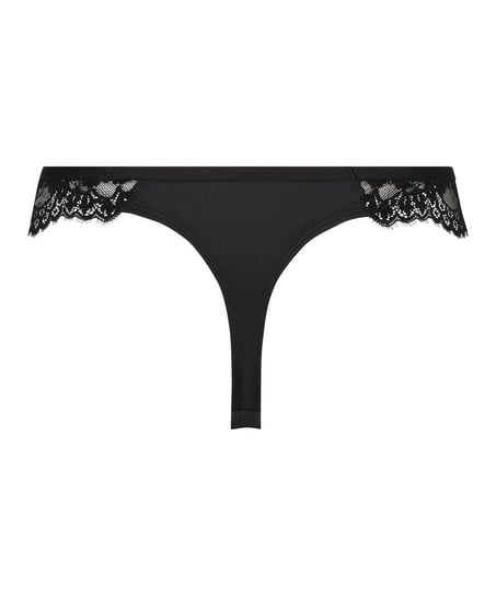Daisy Thong, Black
