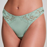 Andrea Thong, Green
