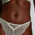 Isabelle Thong, Green