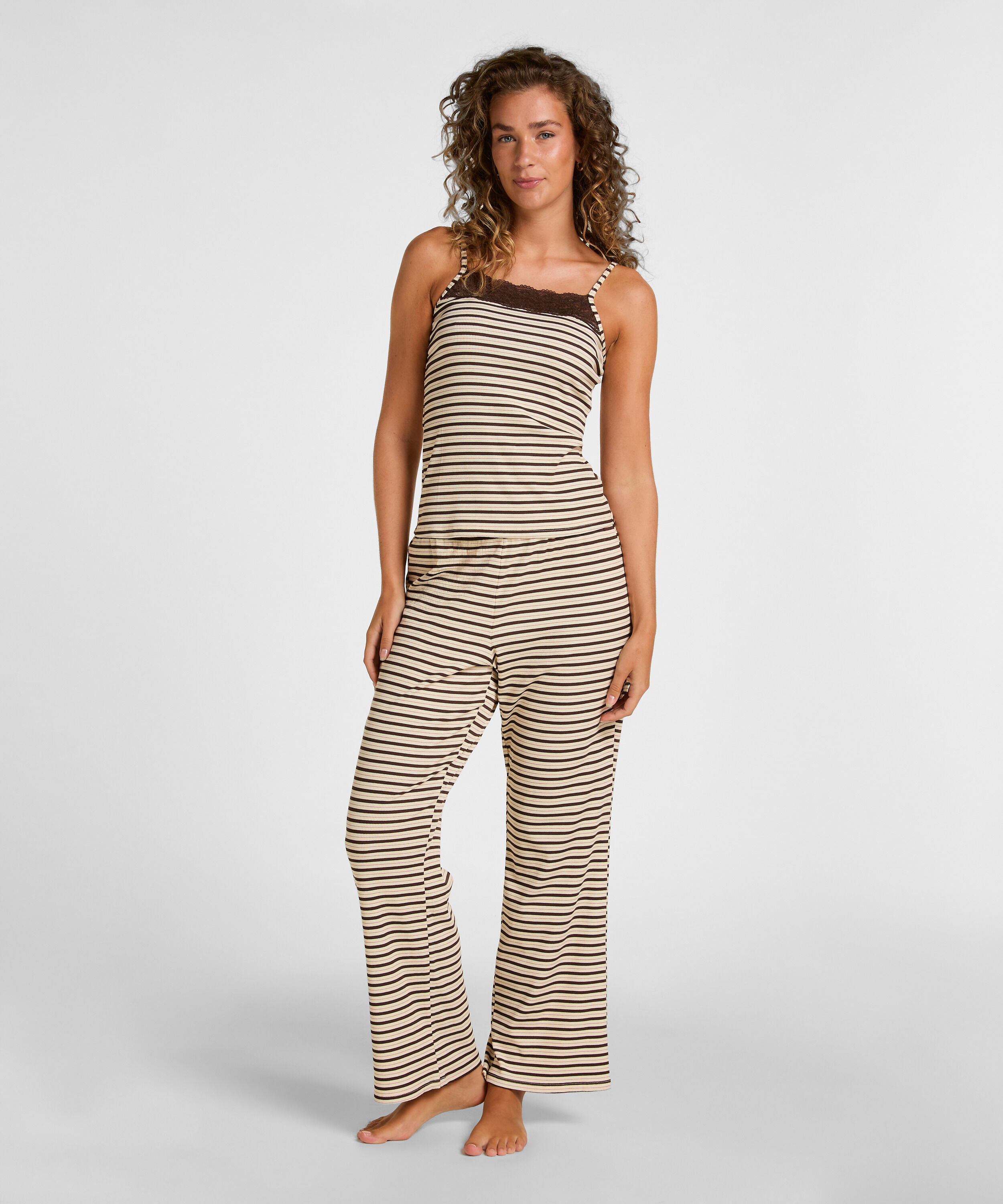 Pyjama Set Lace, Brown