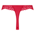Juliette Thong, Red