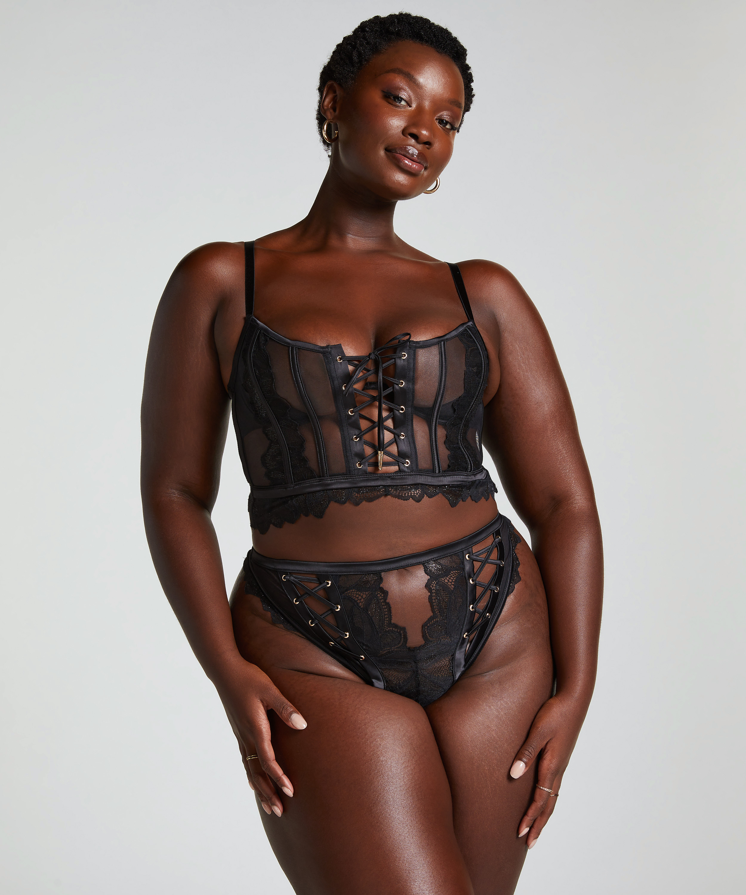 Cierra Non-Padded Underwired Longline Bra, Black, main