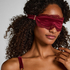 Marjolein Blindfold, Red