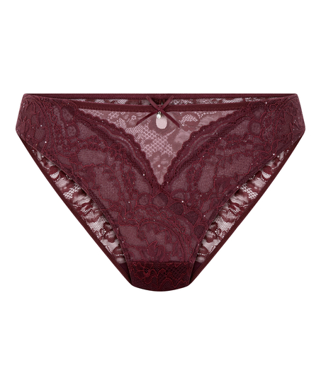 Isadora Brazilian, Red