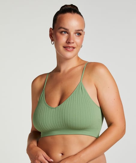 Dianne Bralette, Green