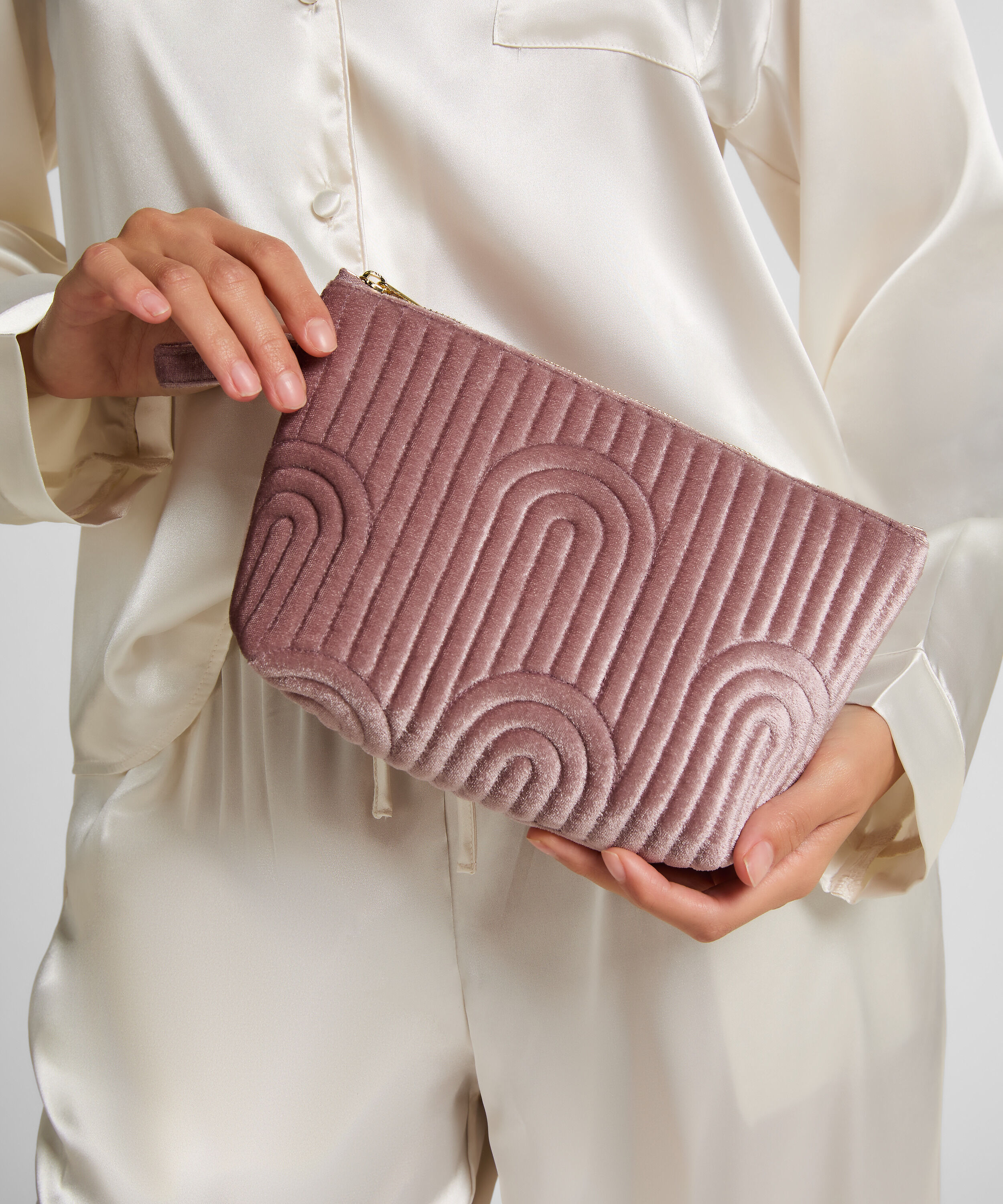 Velour Make-Up Bag Small, Purple