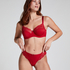 Sophie Thong, Red