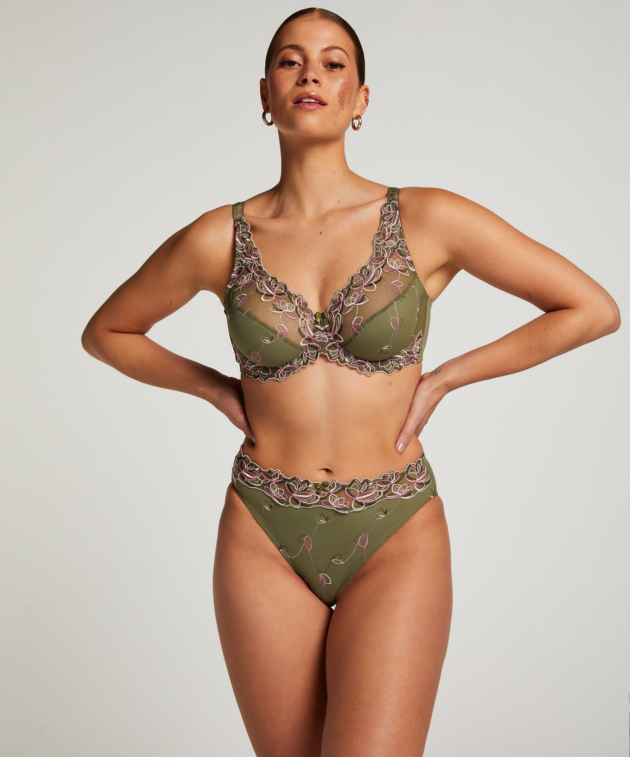 Diva Non-Padded Underwired Bra, Green, main