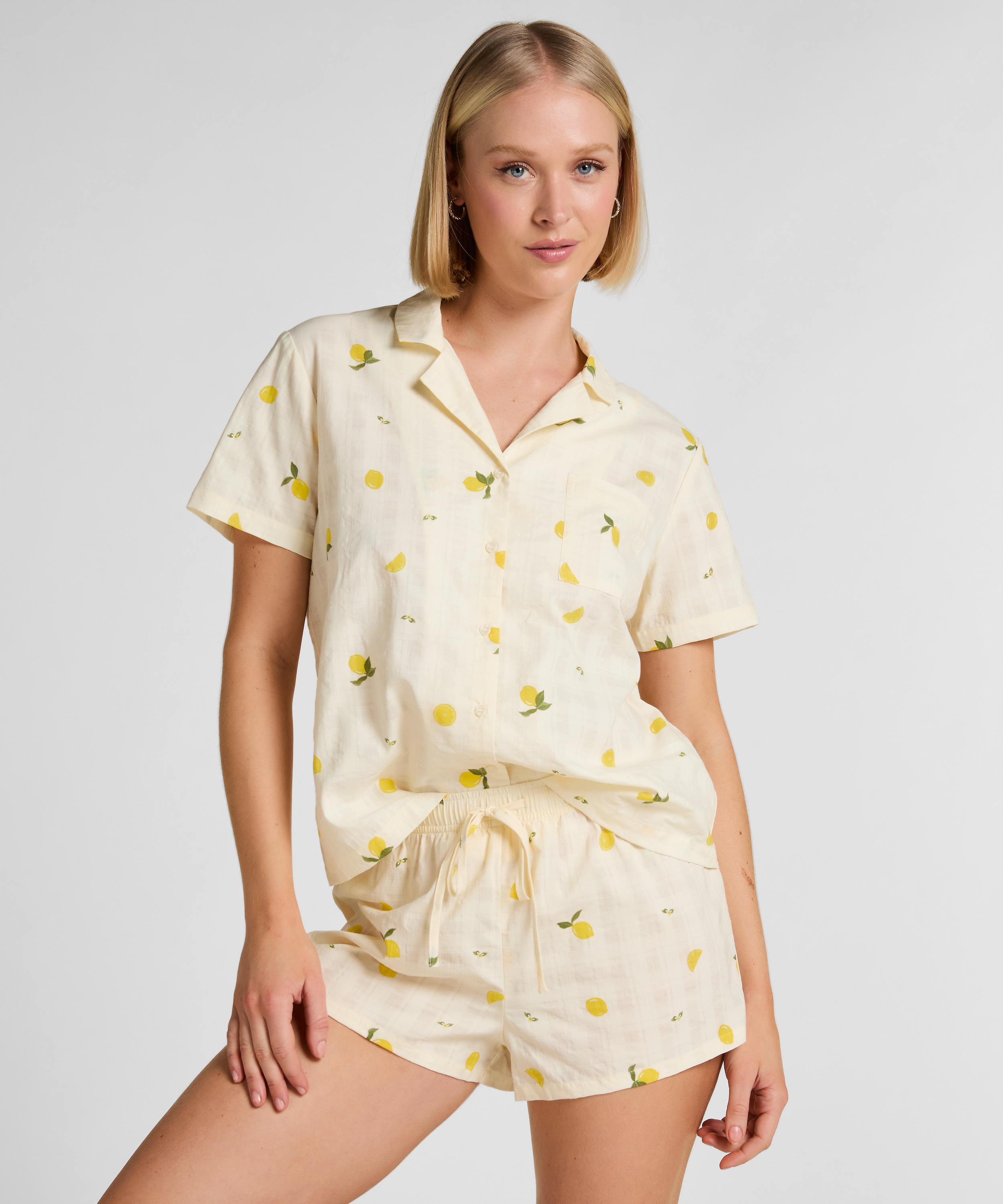 Lemon Short, White, main
