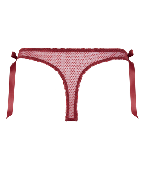 Bebe Thong, Red