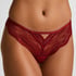 Isabelle Cheekini, Red