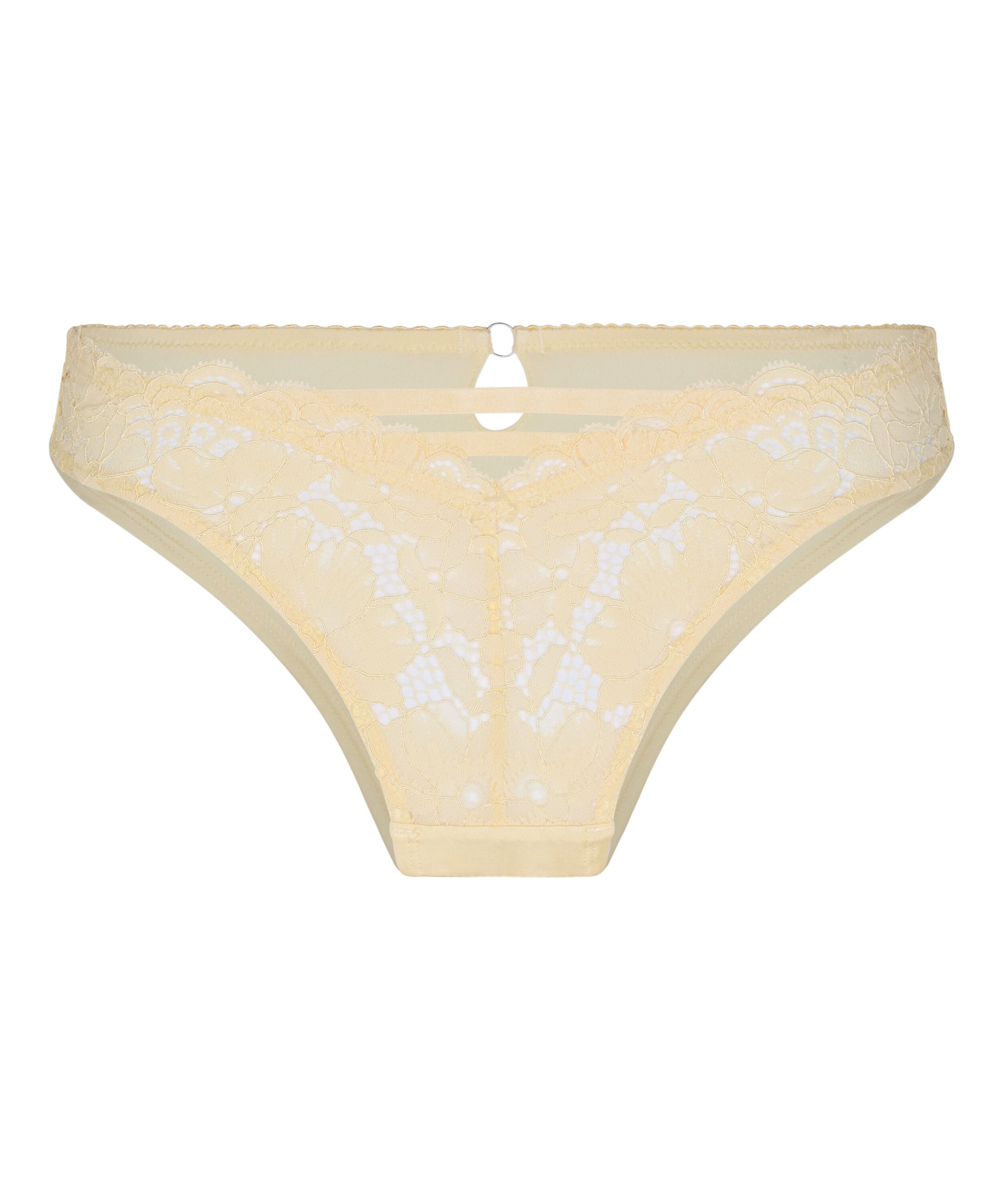 Andrea Brazilian, Yellow