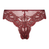 Penelope Brazilian, Red