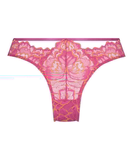 Abby Brazilian, Pink