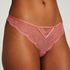 Isabelle Cheekini, Pink