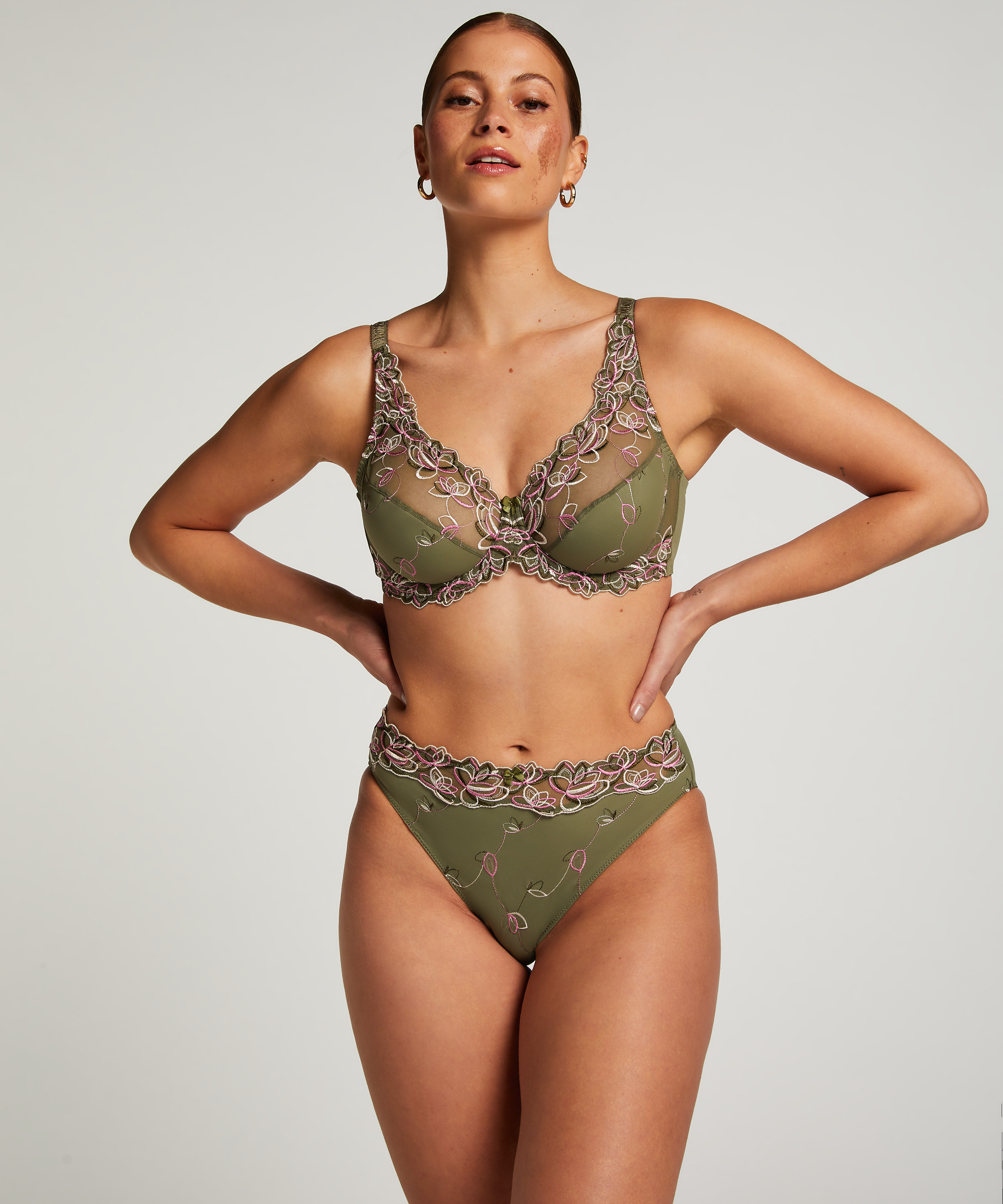 Diva Non-Padded Underwired Bra, Green, main