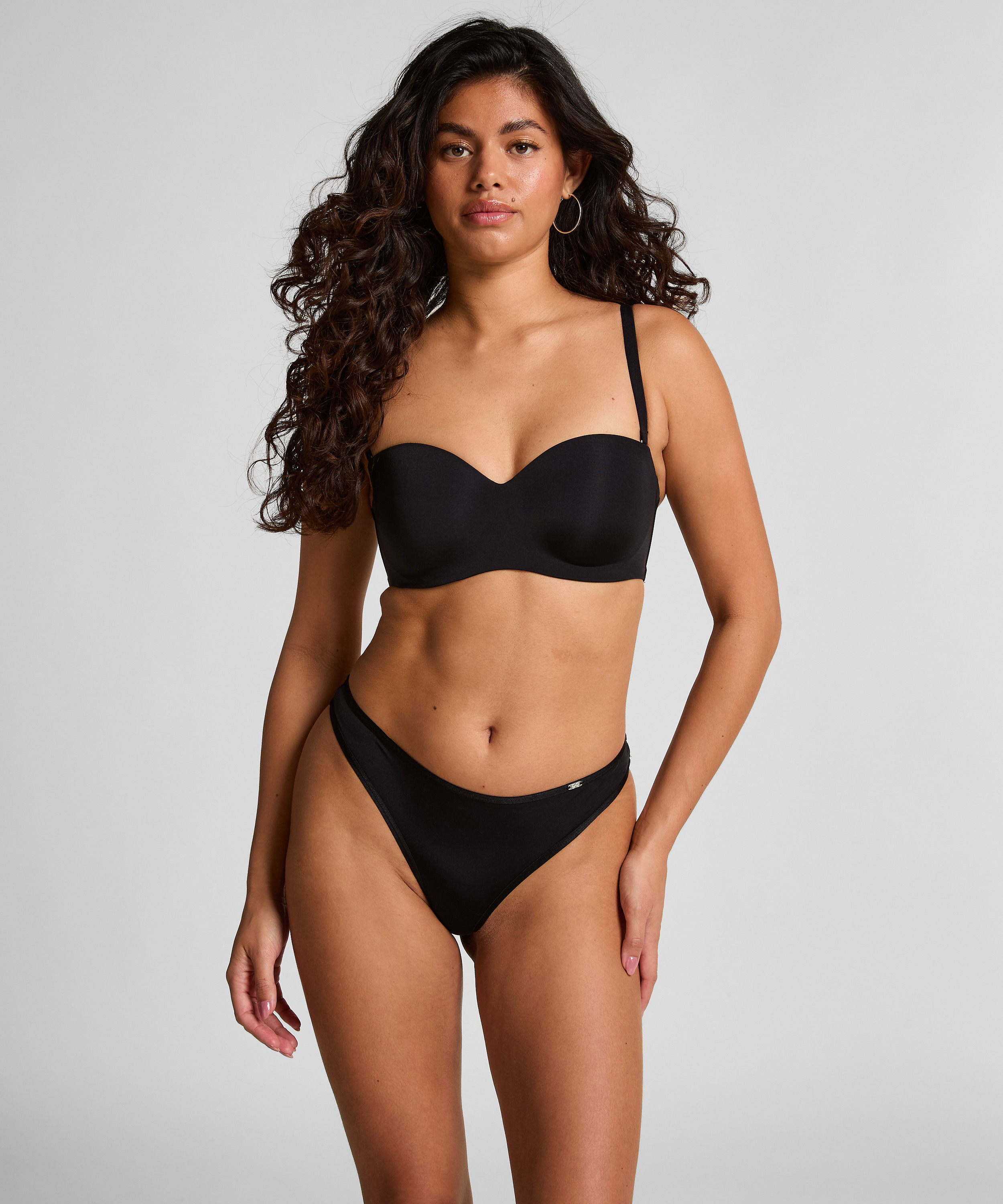 Smooth Padded Underwired Strapless Push-Up Bra, Black, main