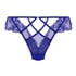 Amari Thong, Blue