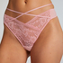 Remi Thong, Pink