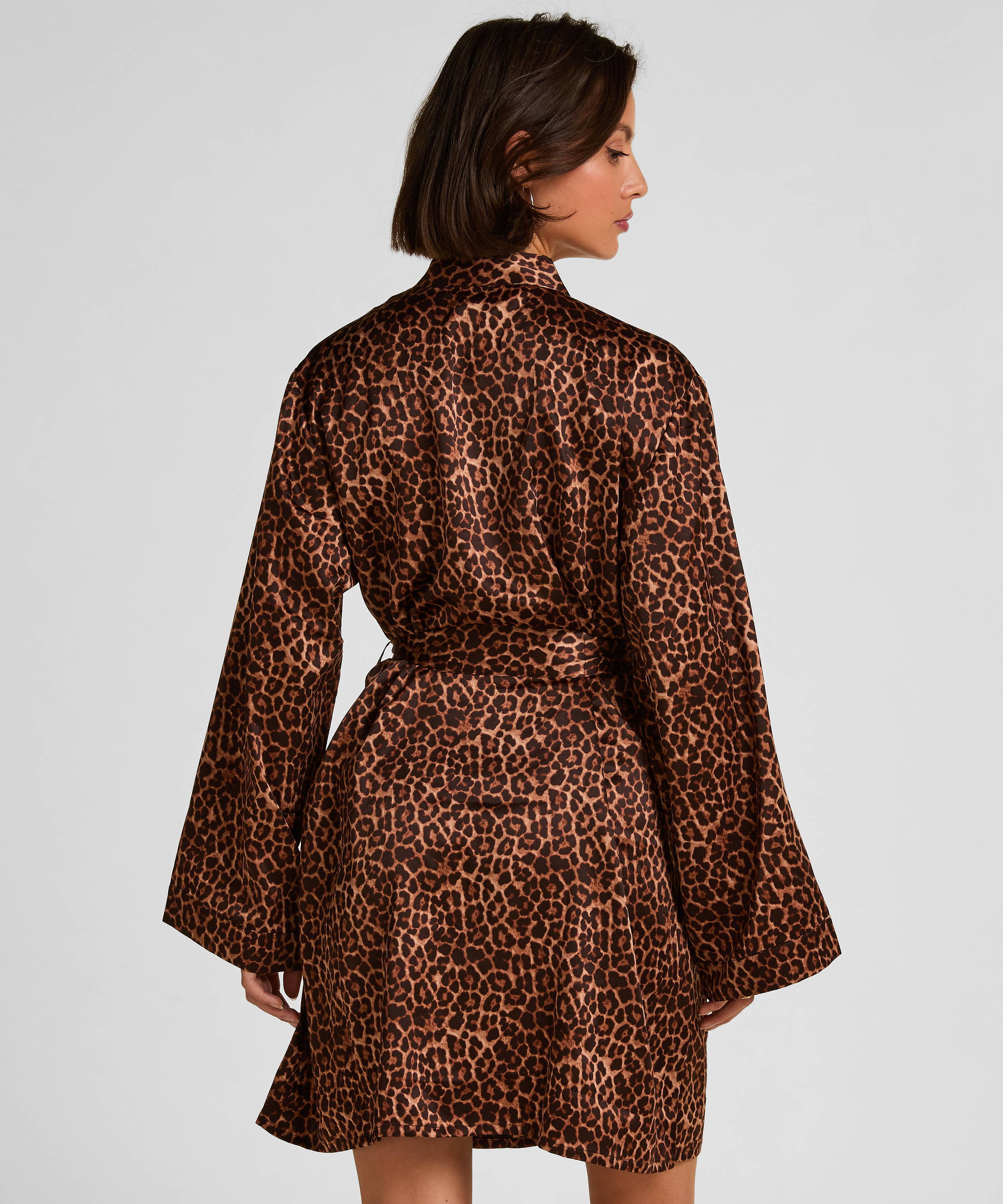 Satin kimono, Black, main