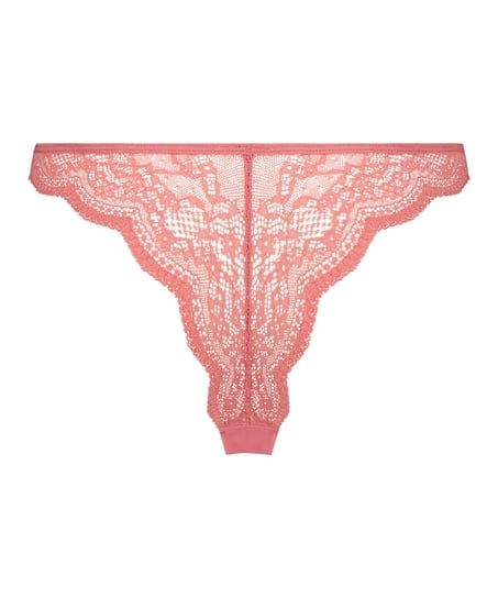 Isabelle Cheekini, Pink