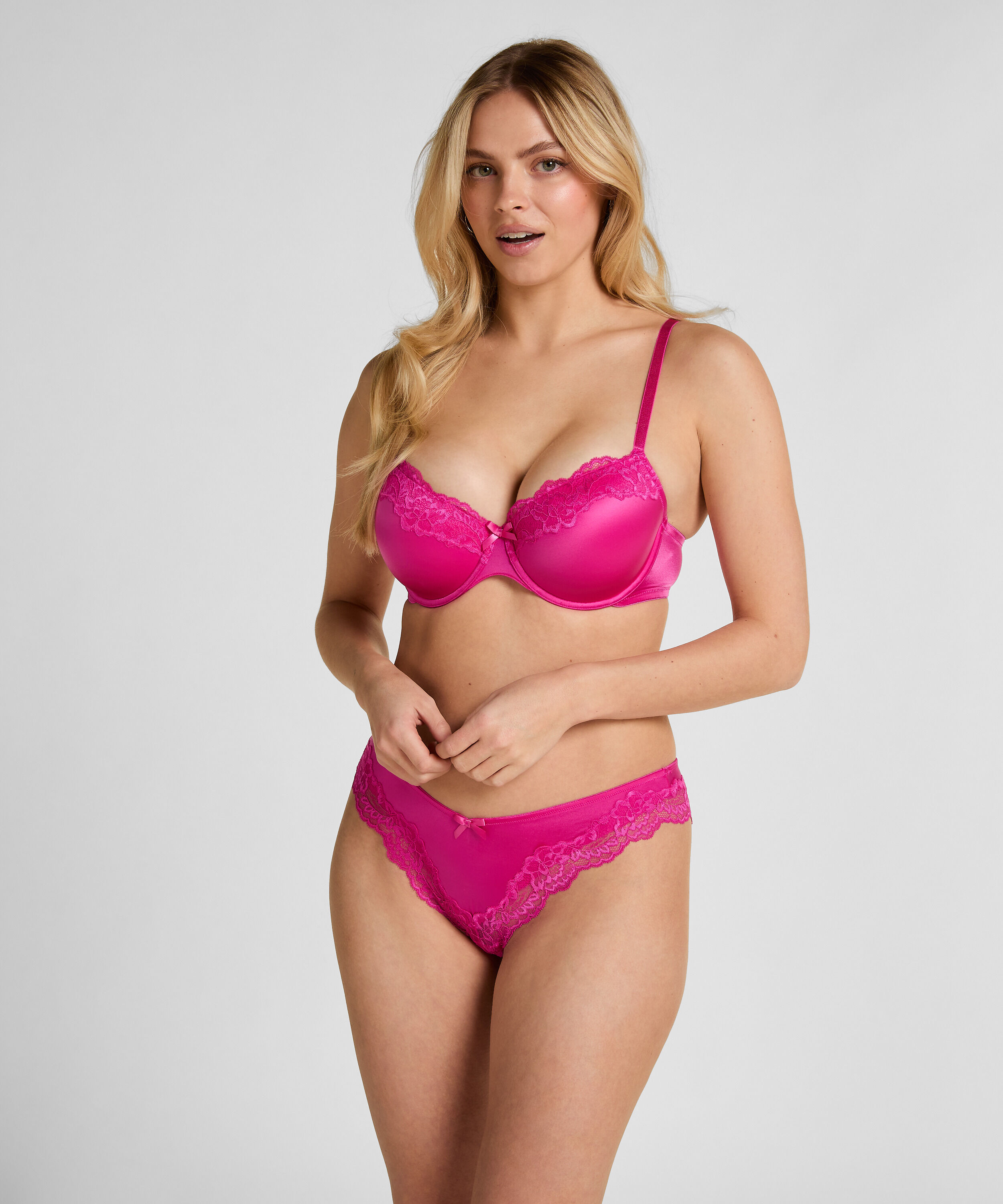 Lace & Shine Padded Underwired Bra, Pink