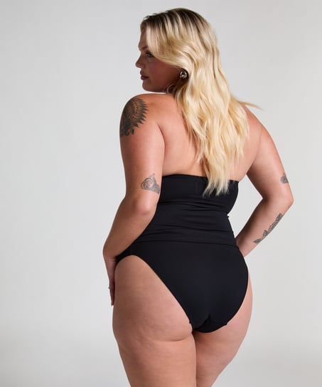 Scallop Rio Bikini Bottoms, Black