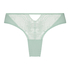 Leonie Brazilian, Green