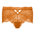 Vikki Boxer, Orange