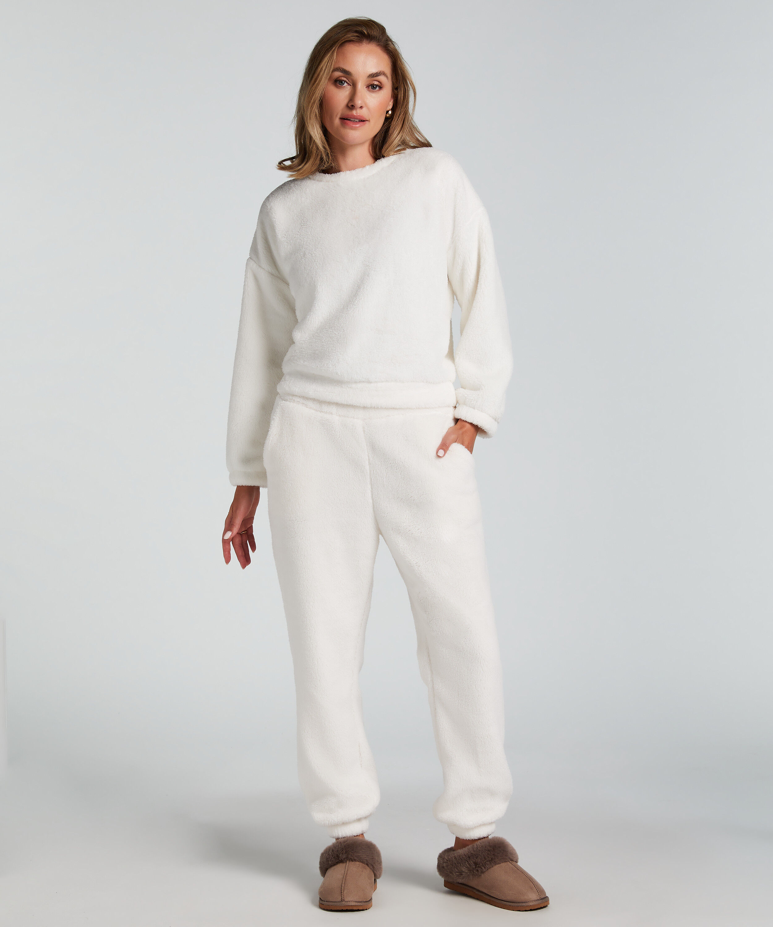 Snuggle Fleece Joggers, White