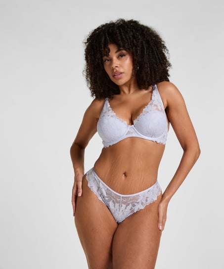 Ingrid Cheekini, Purple