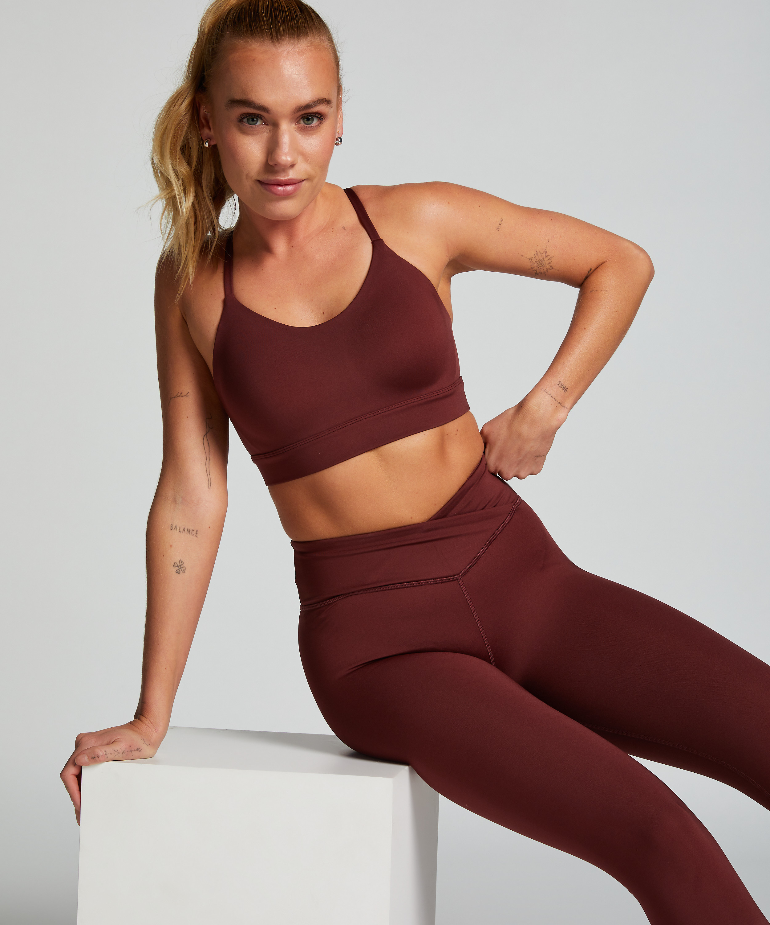 HKMX Sports Bra Level 1, Red, main