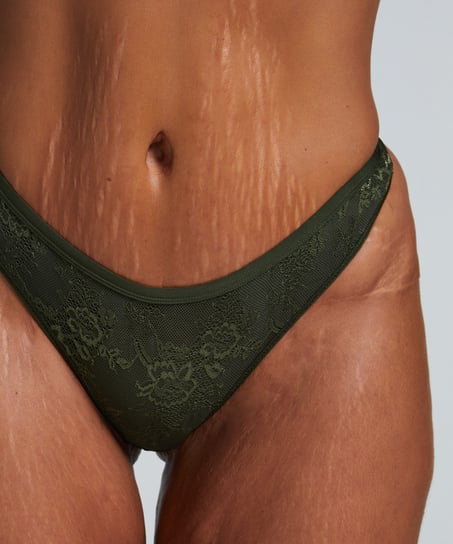 Lea Thong, Green