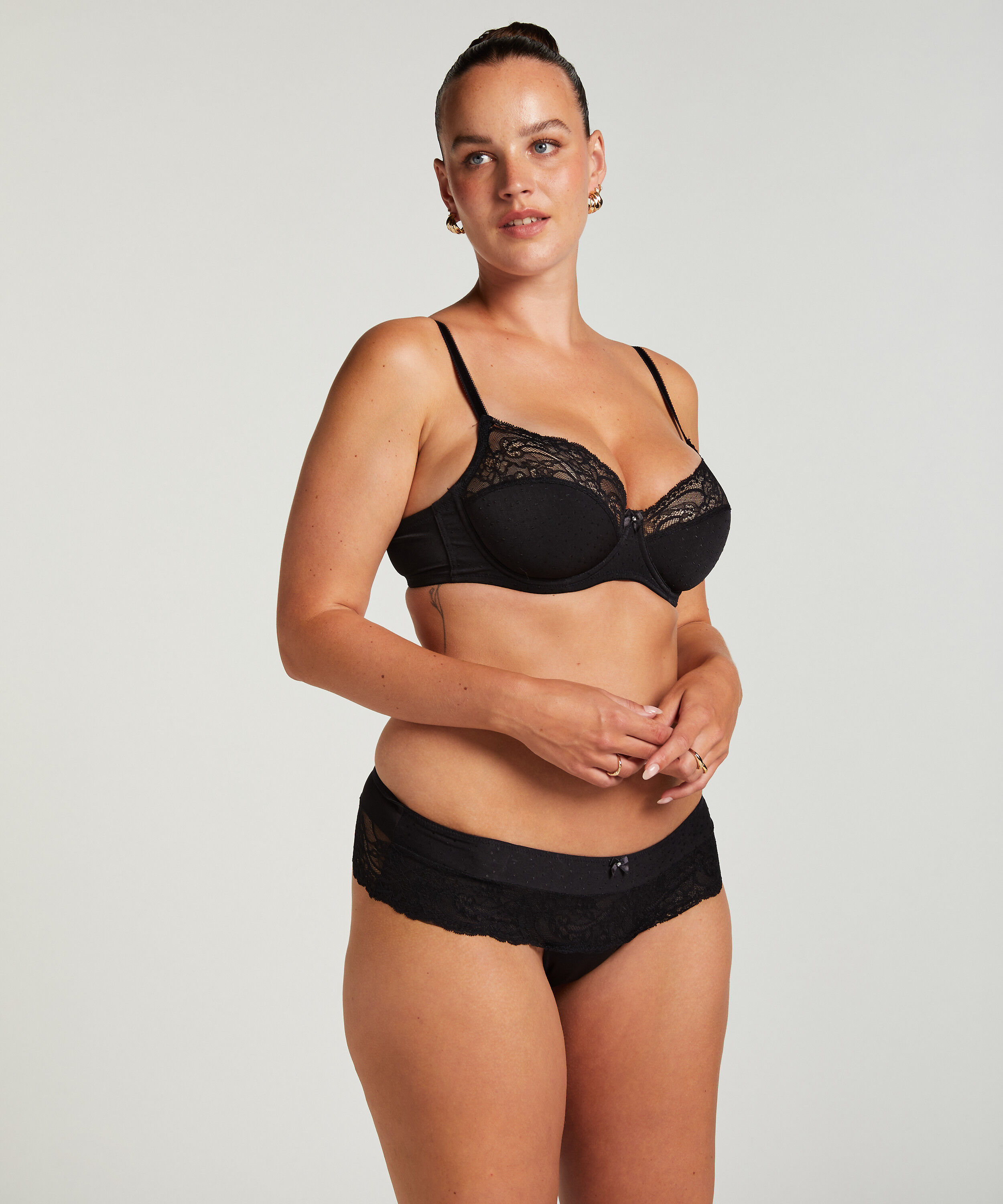 Sophie Non-Padded Underwired Bra, Black