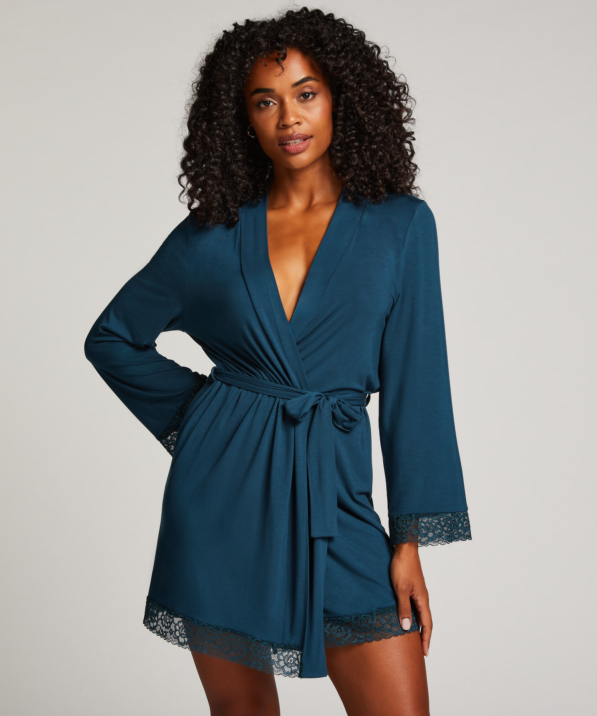 Short Viscose Lace Robe, Blue