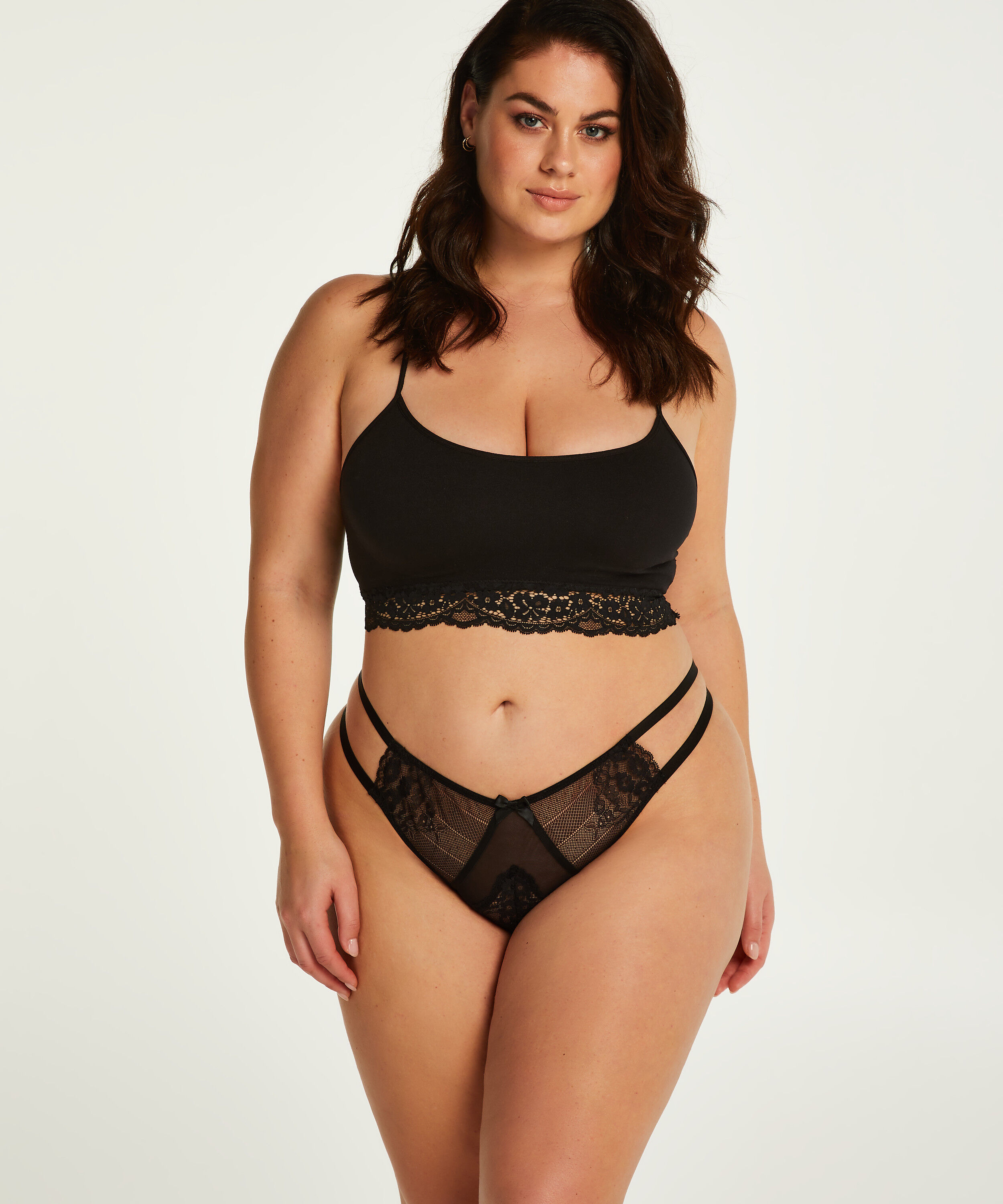 Maarya Curvy Thong, Black