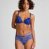 Annika Boxerthong, Blue