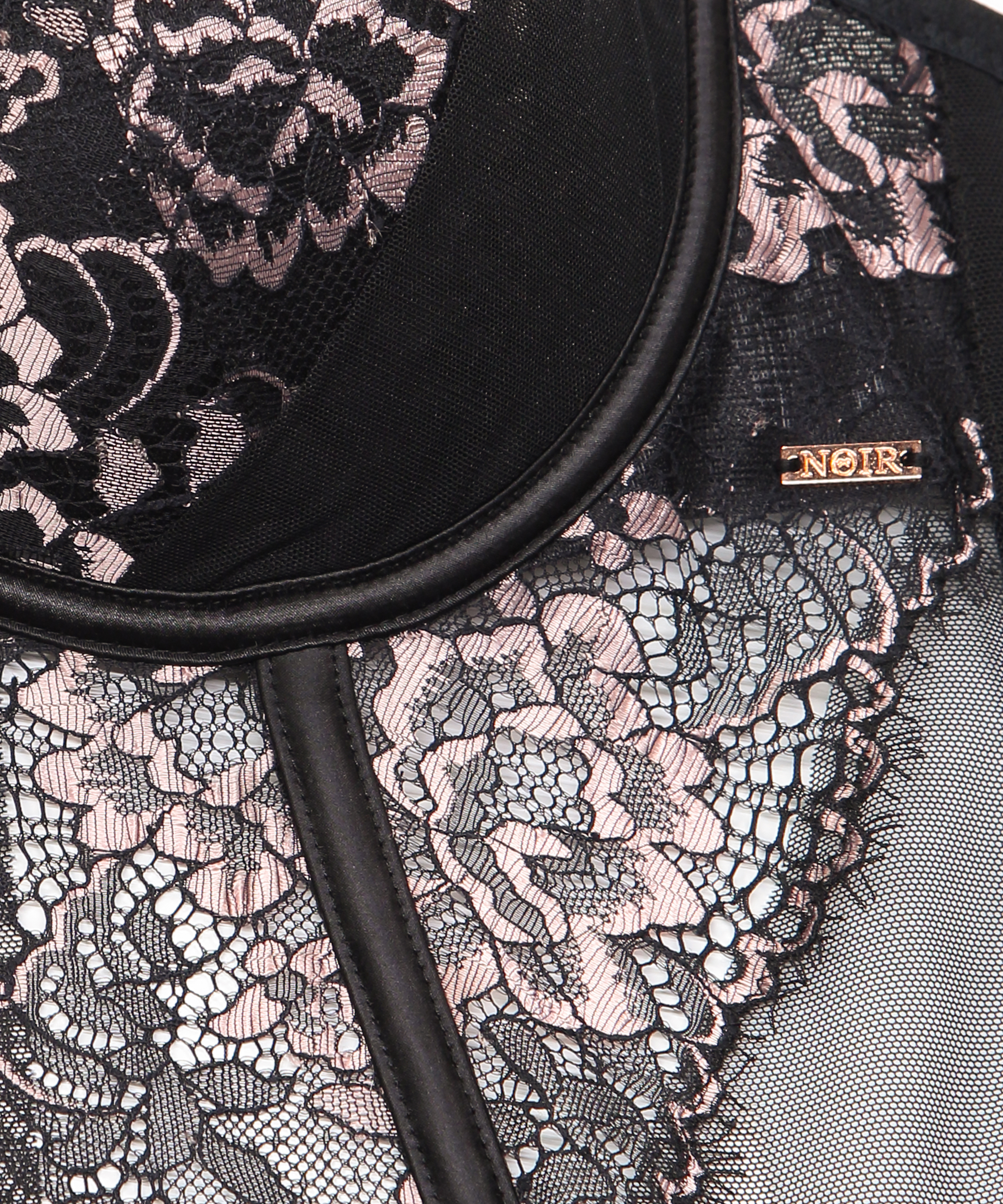 Maria Bustier, Black, main