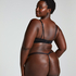 Beau Thong, Black