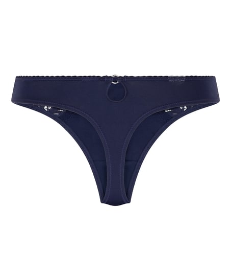 Andrea Thong, Blue