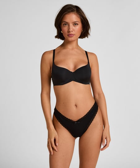 Georgia Thong, Black