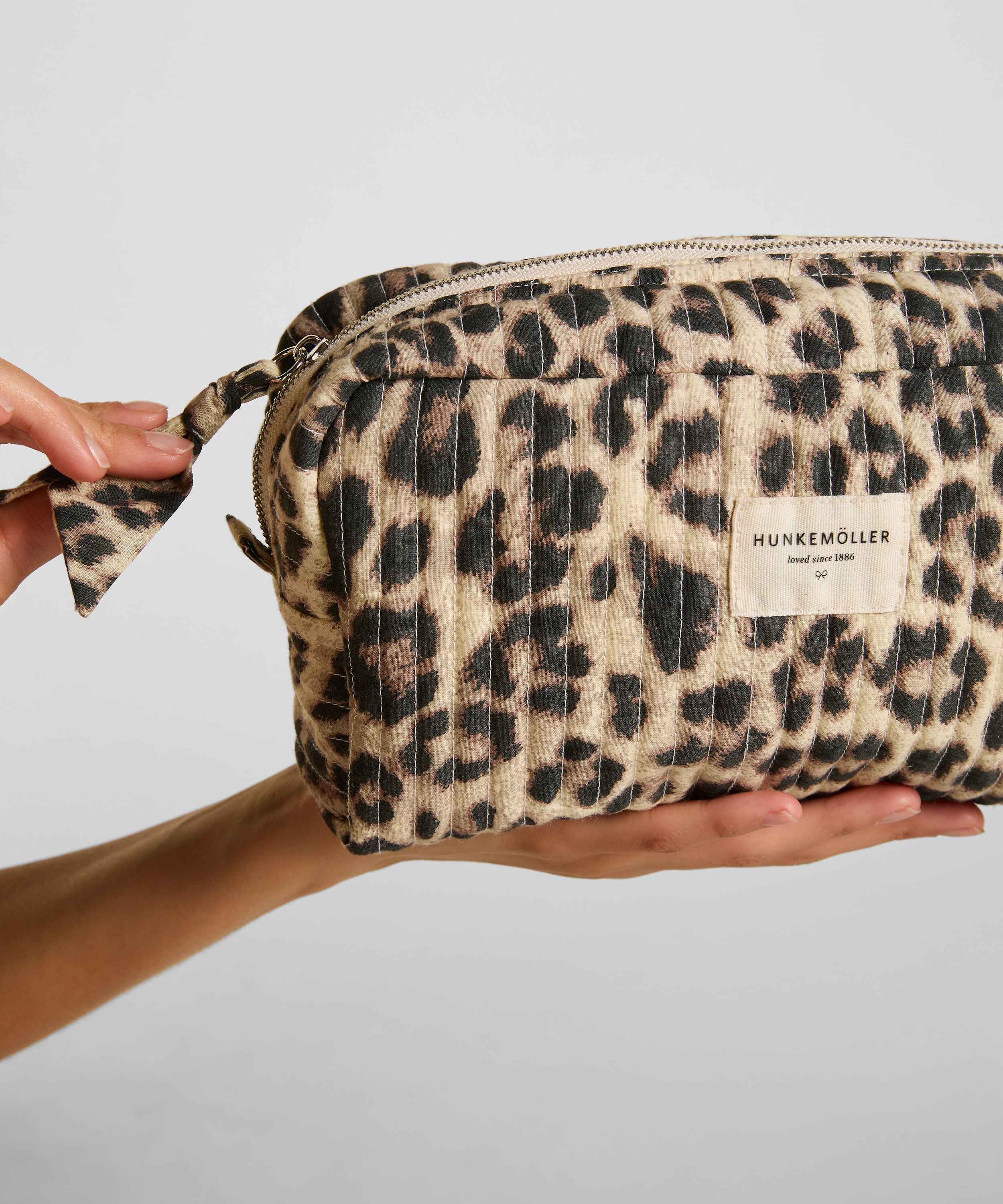 Make-Up Bag Big Leopard, Beige, main