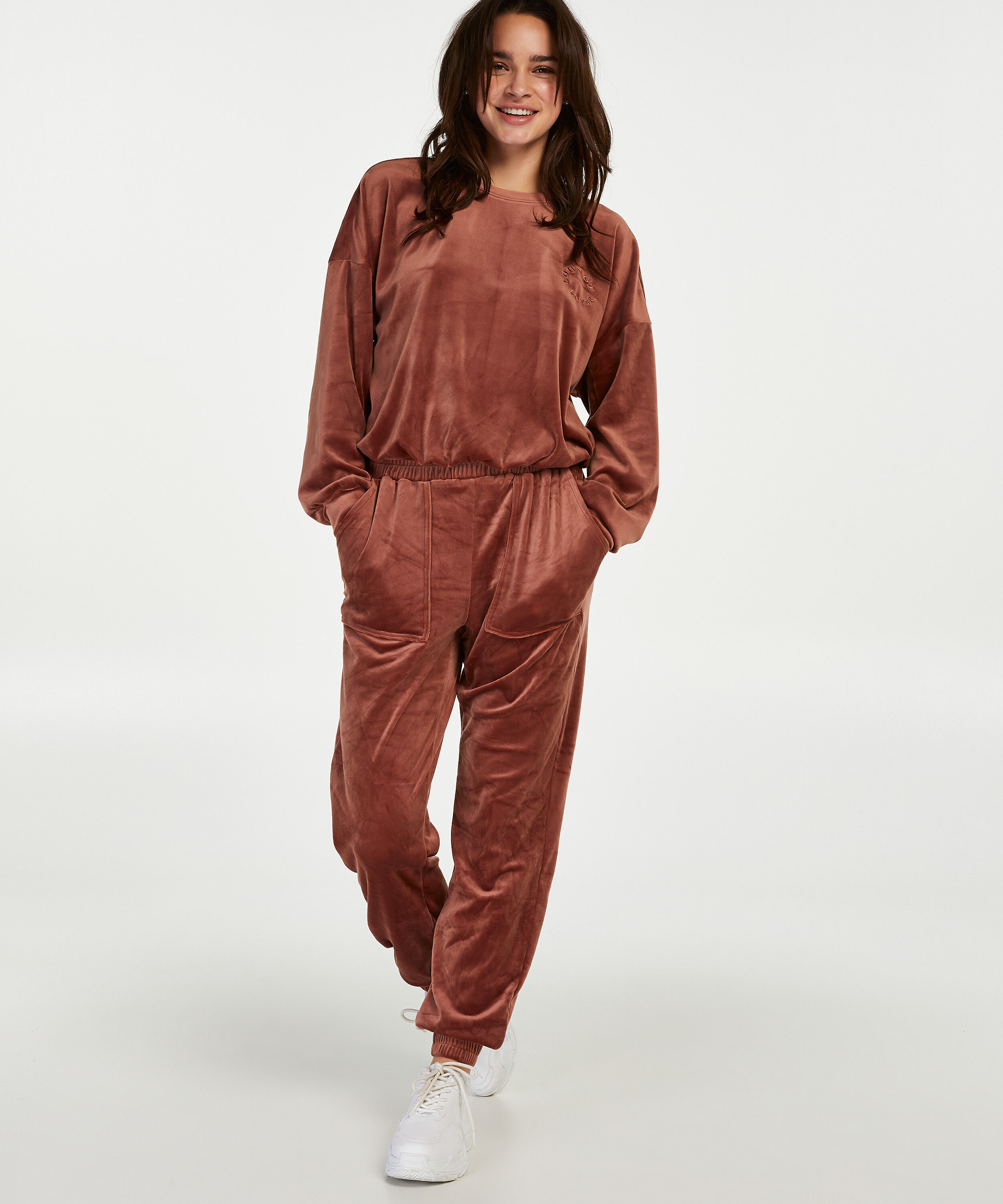 Petite Velours Jogging Bottoms for €10 