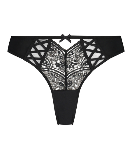 Gunila Cheekini, Black