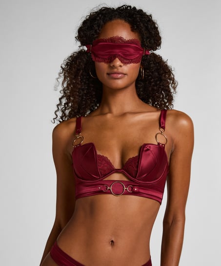 Marjolein Blindfold, Red