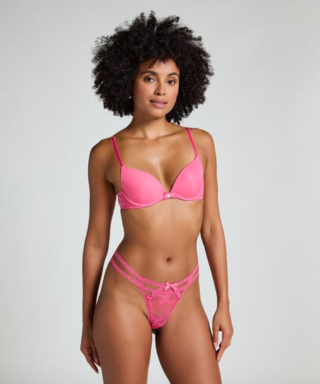 Irina Thong, Pink
