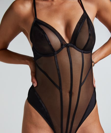 Rianne Body, Black