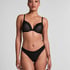 Pia thong, Black