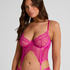 Isabelle Bustier, Pink