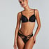 Thong Wera, Black
